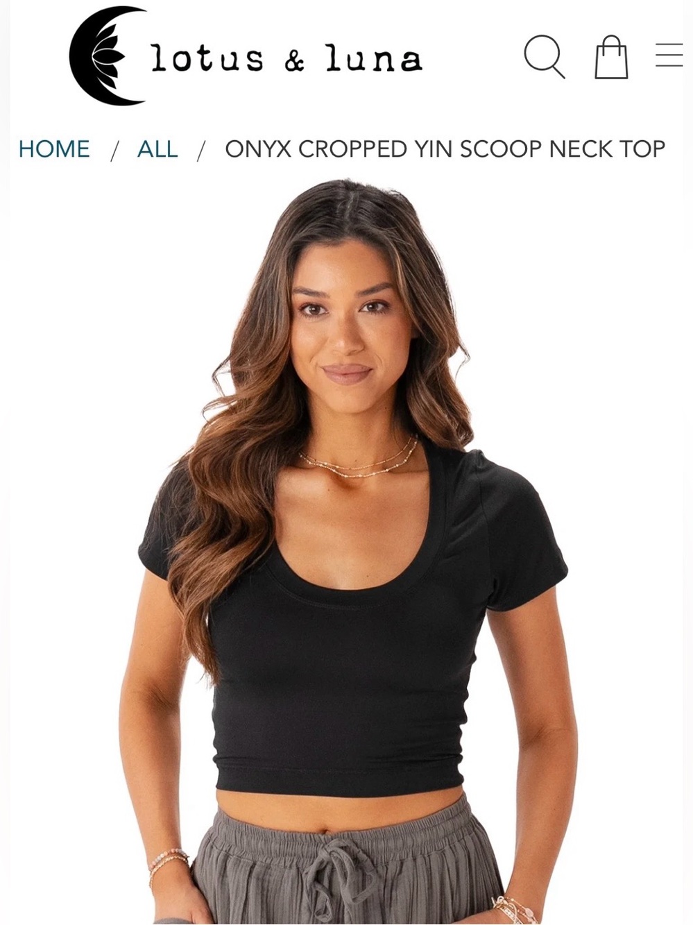 Women’s Athletic Scoop Neck Top Lotus and Luna Size Small Black New